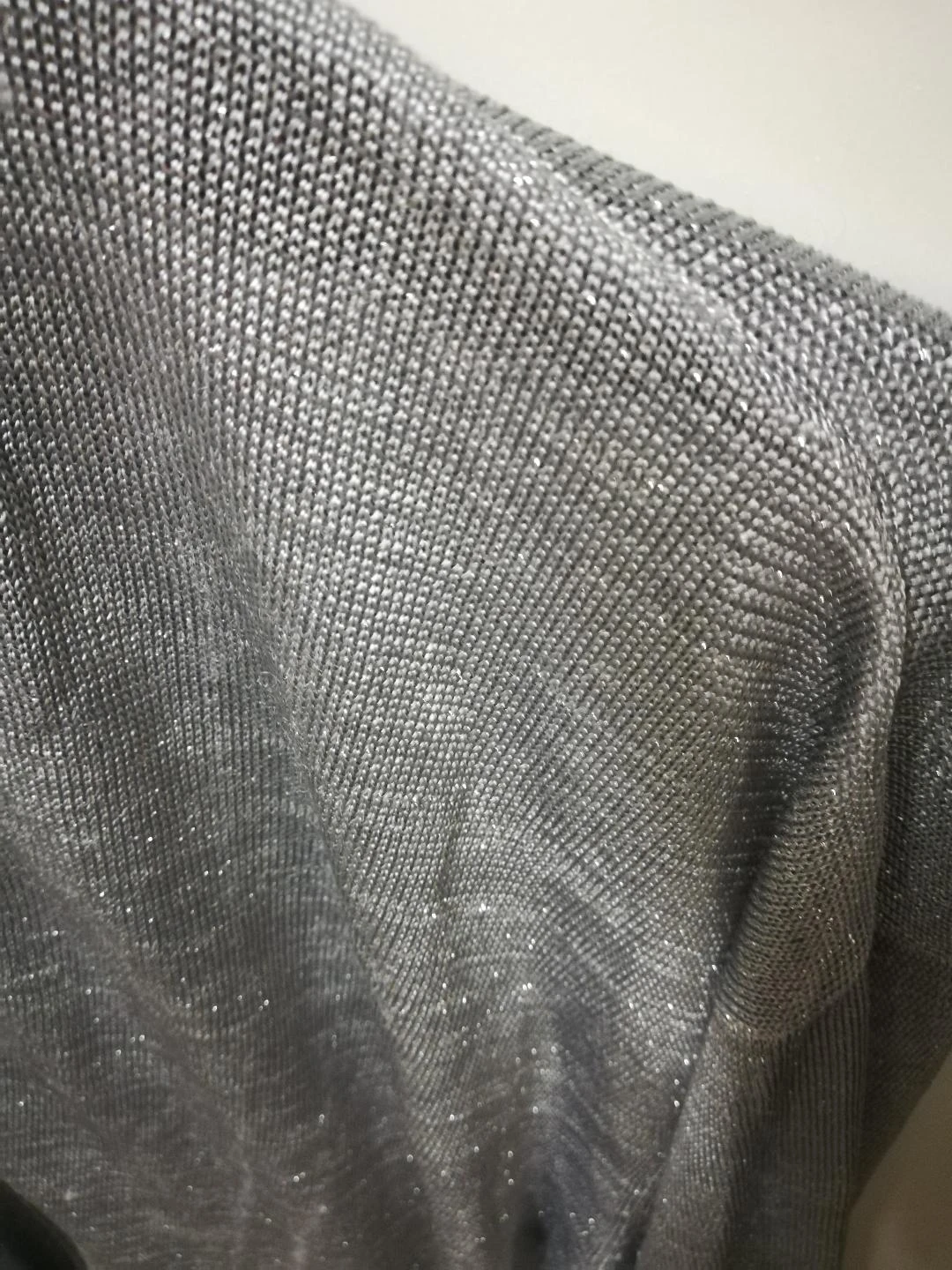 Lichte zilvergrijze vest met lange mouwen maat EUR T.XXL (onvolkomenheden) – photo 14